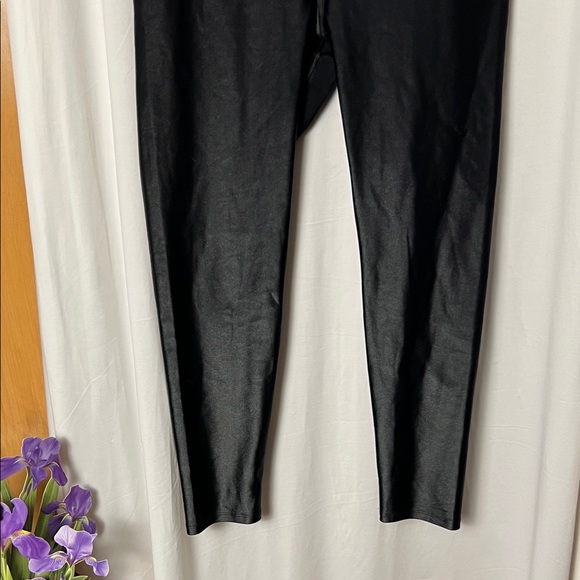 Noli Black Gloss High-Waisted Liquid Legging Size Large - Picture 4 of 8